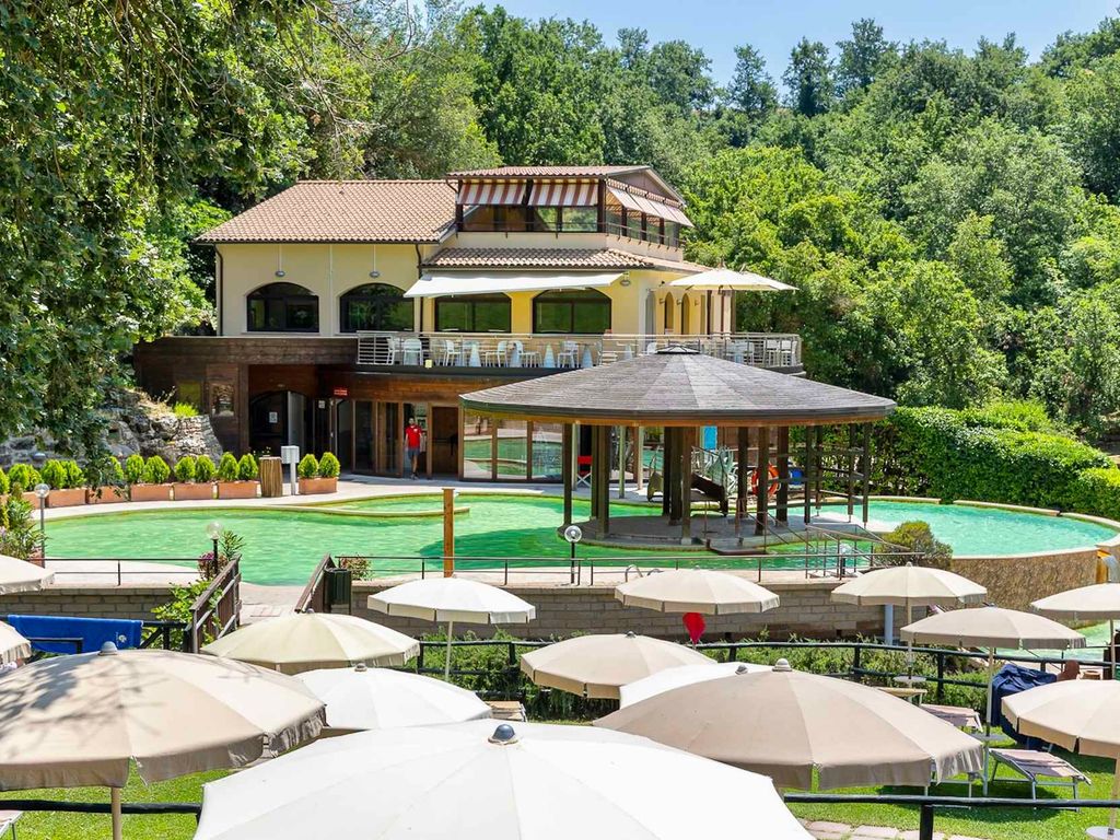 Villa mit Klimaanlage und Pool