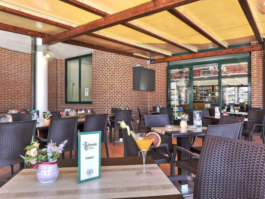 FerienWohnung mit Klimanalage und Außenpool