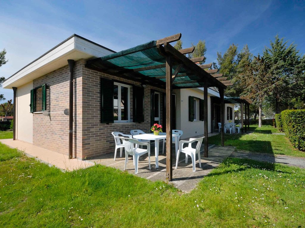 FerienWohnung mit Klimanalage und Außenpool