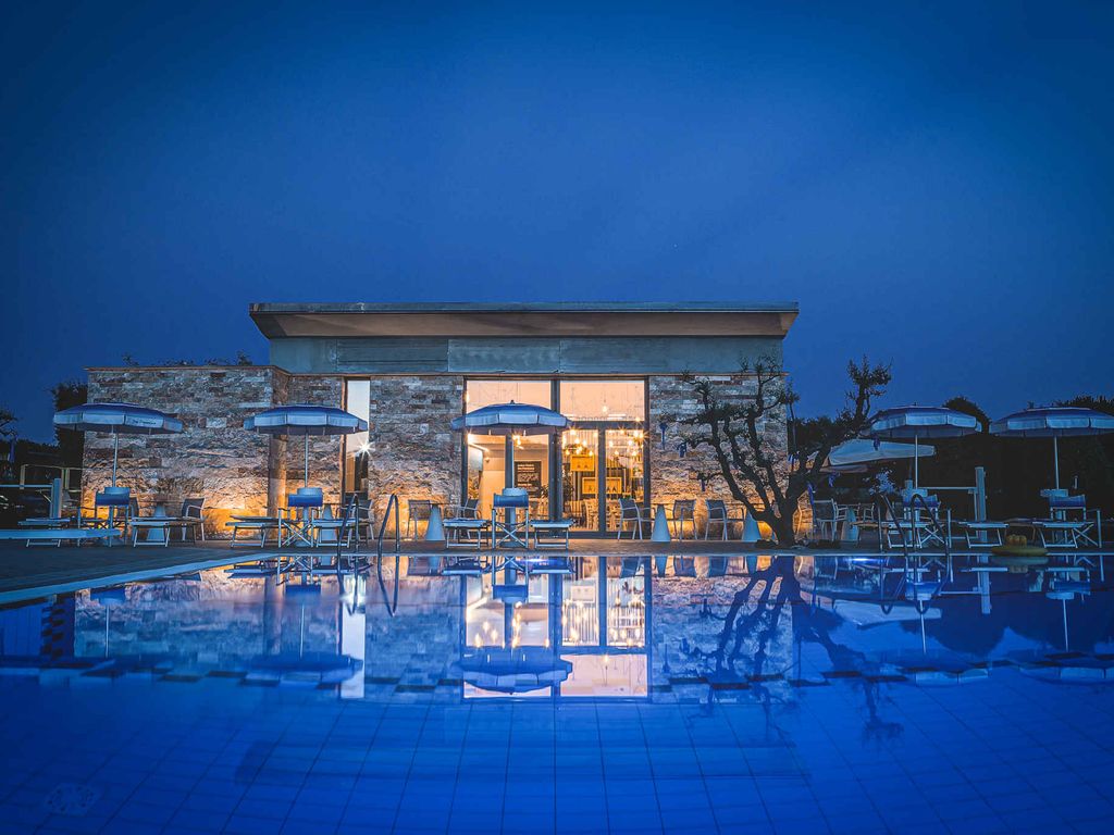 Ferienwohnung mit Aussenpool und WLAN
