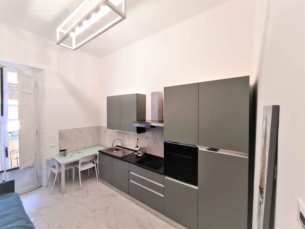 Ferienwohnung Wohnung 400 m vom Meer entfernt mit Badewanne im Zimmer