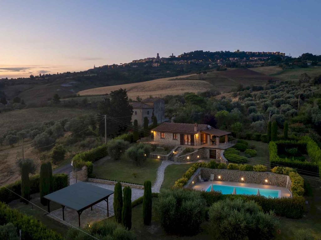 Villa mit privatem Pool und atemberaubender Aussicht