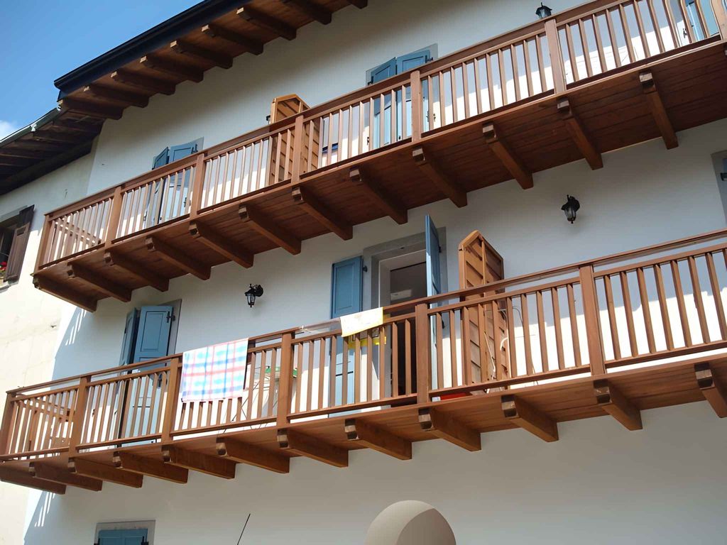 Ferienwohnung mit Balkon und Bergblick