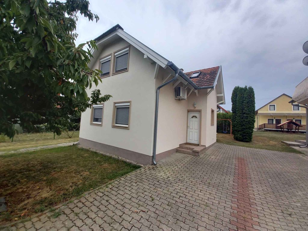 Ferienwohnung mit Klimaanlage und WLAN