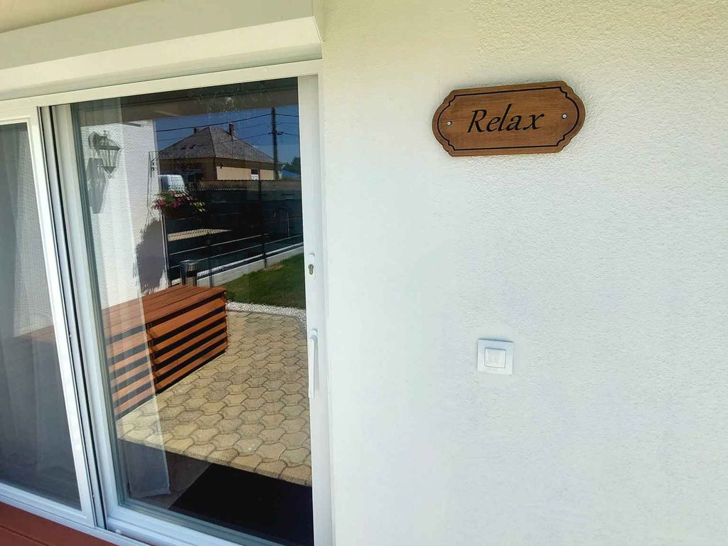 Ferienwohnung mit Terrasse und Gartenblick