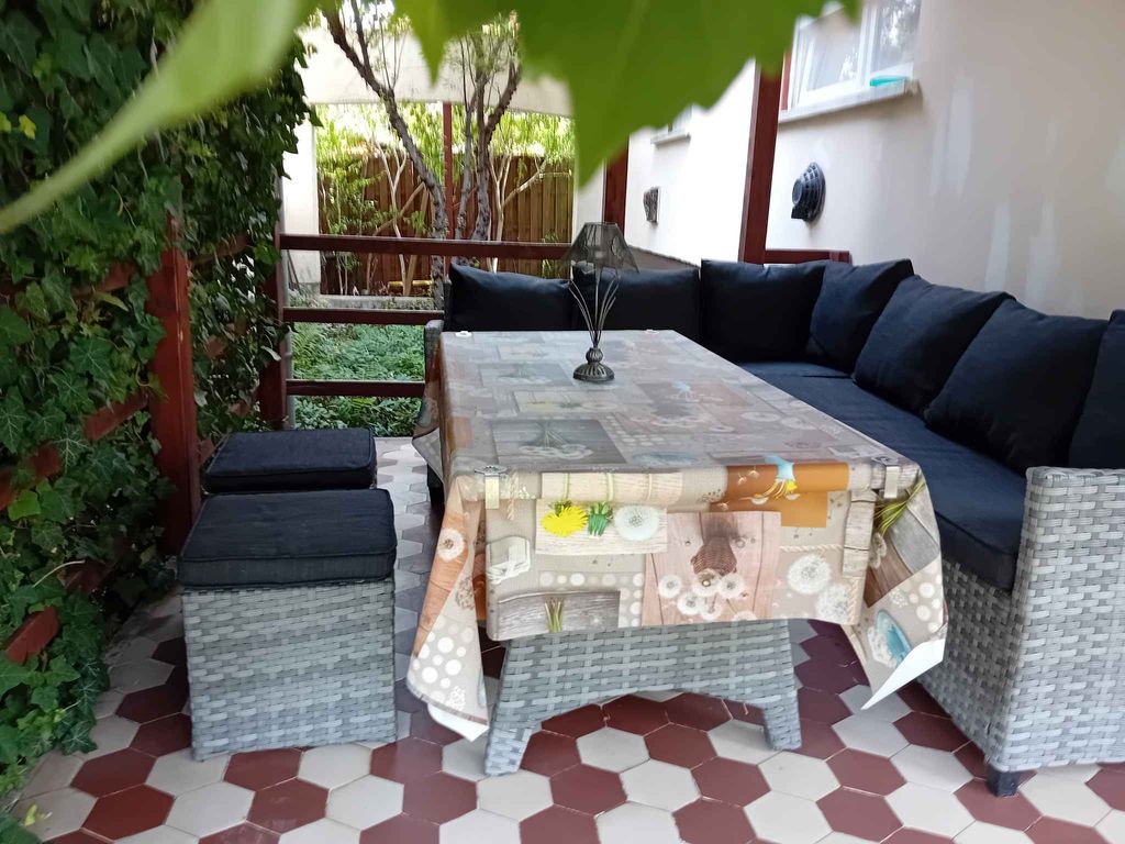 Ferienhaus mit WLAN und Kinderspielplatz