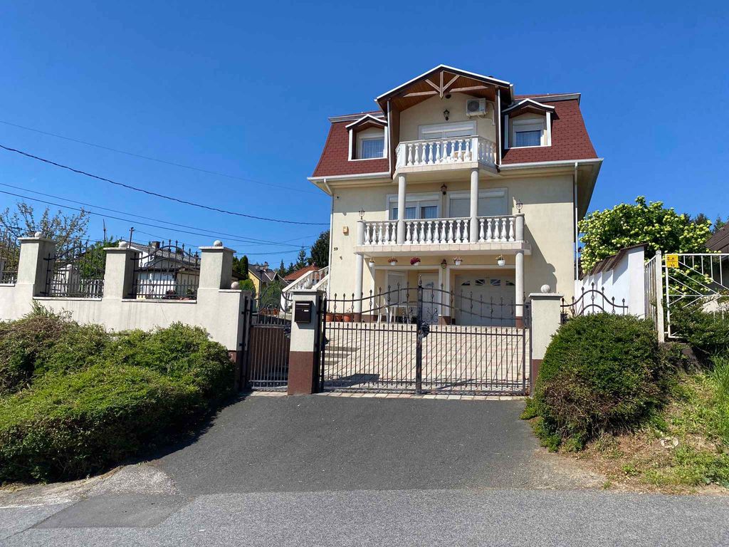 Ferienwohnung 300 Meter vom Thermalbad entfernt, mit Whirlpool und Sauna