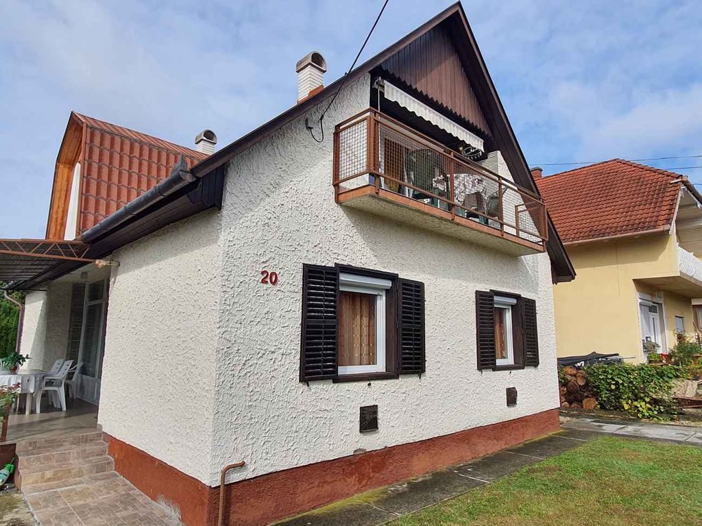 Ferienwohnung im Ortszentrum, nur 500 m vom Thermalbad