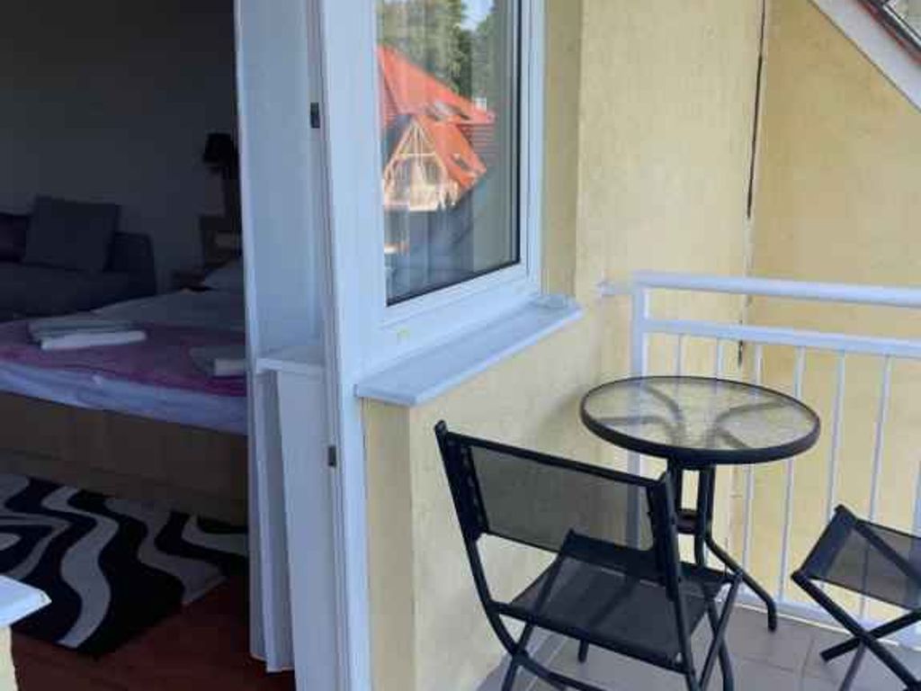 Studio mit Innenpool und Sauna in der Nähe des Kurbads