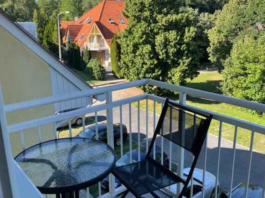 Studio mit Innenpool und Sauna in der Nähe des Kurbads