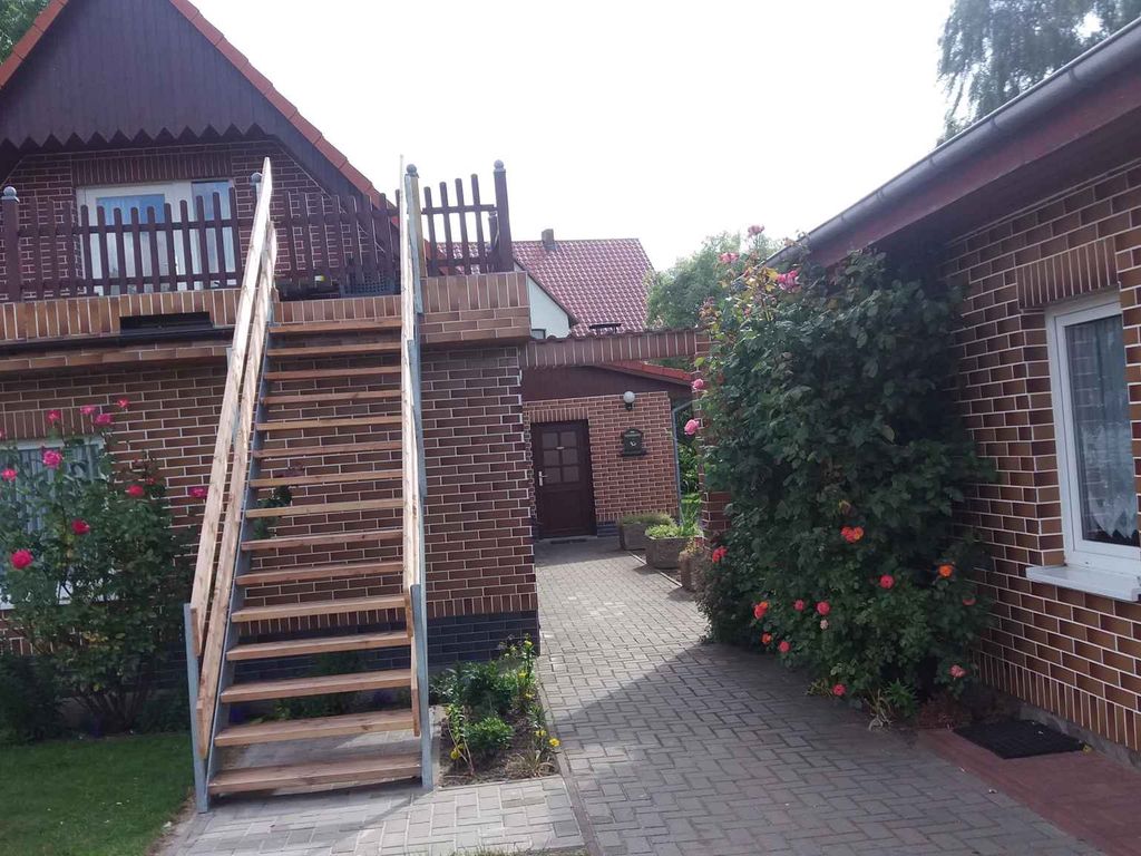Studio mit Grillmöglichkeit im Garten
