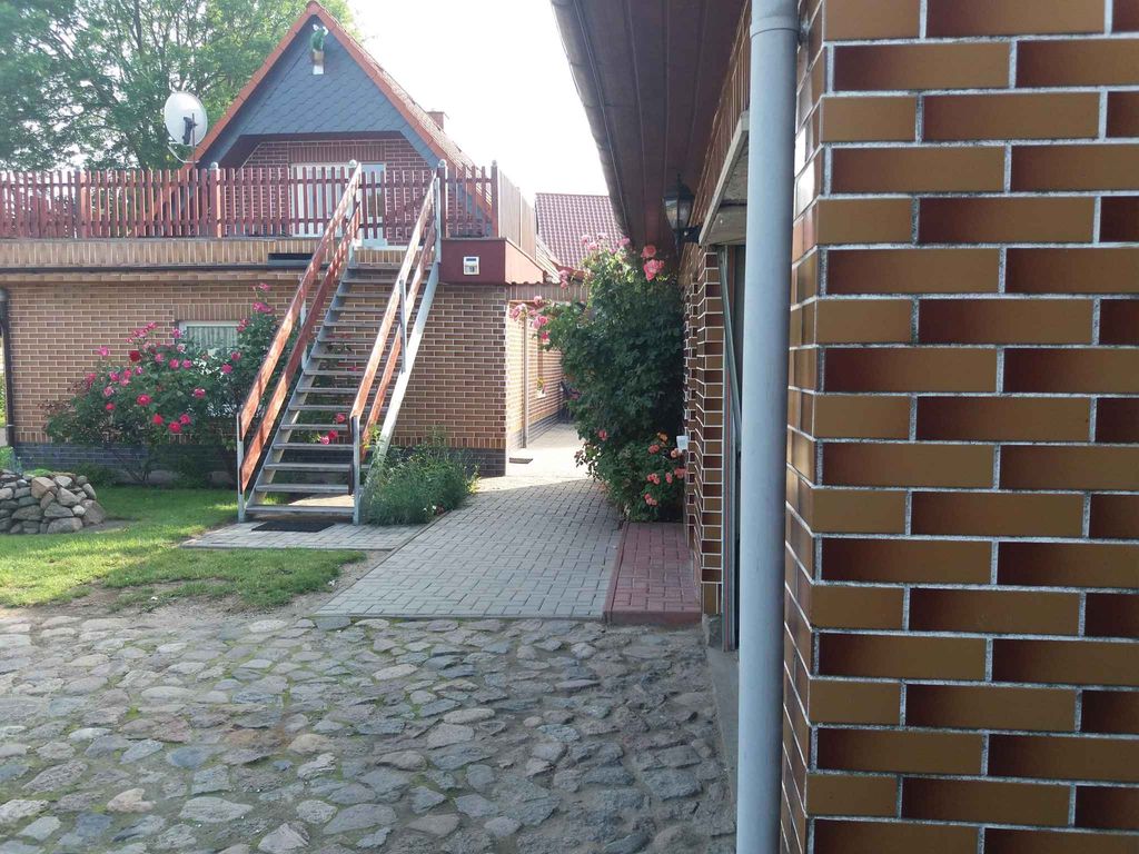 Studio mit Grillmöglichkeit im Garten