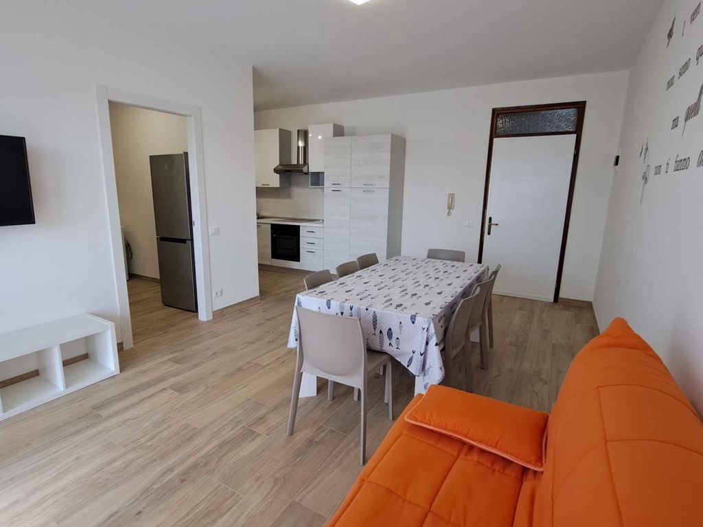 Ferienwohnung mit Klimaanlage, Internet und Balkon