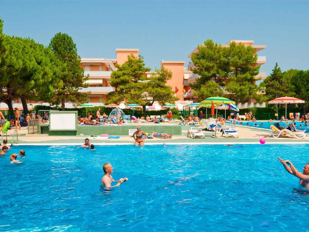 Ferienwohnung mit Pool und Klimaanlage