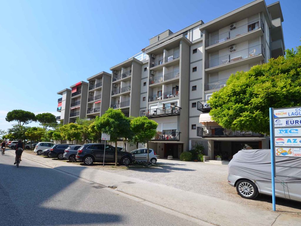 Ferienwohnung mit Balkon und Klimaanlage