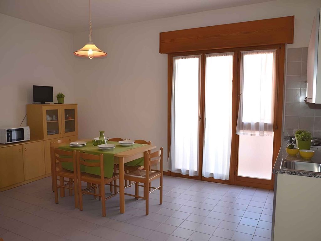 Ferienwohnung mit Klimaanlage und Balkon