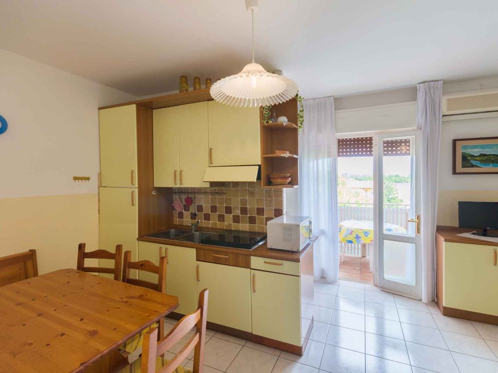 Ferienwohnung mit Klimaanlage und Balkon