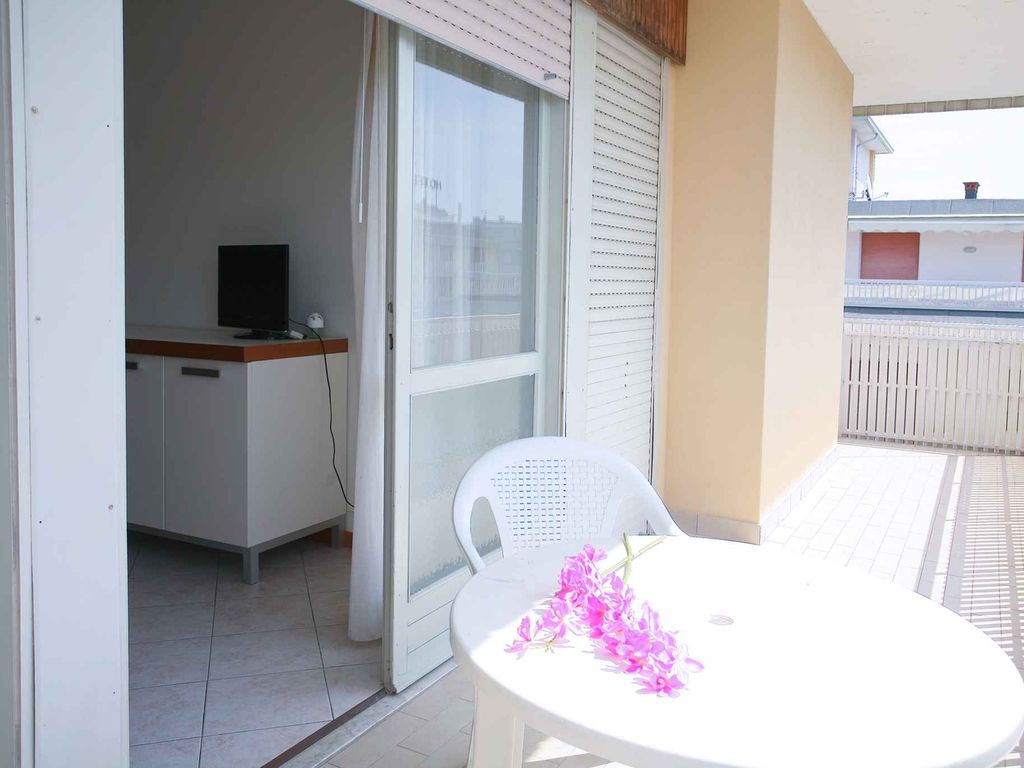 Ferienwohnung mit Klimaanlage und Balkon