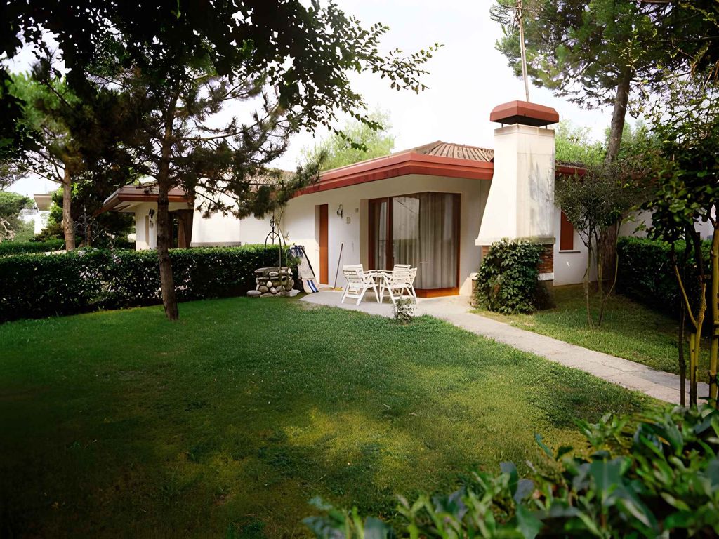 Ferienhaus mit Klimaanlage und Garten