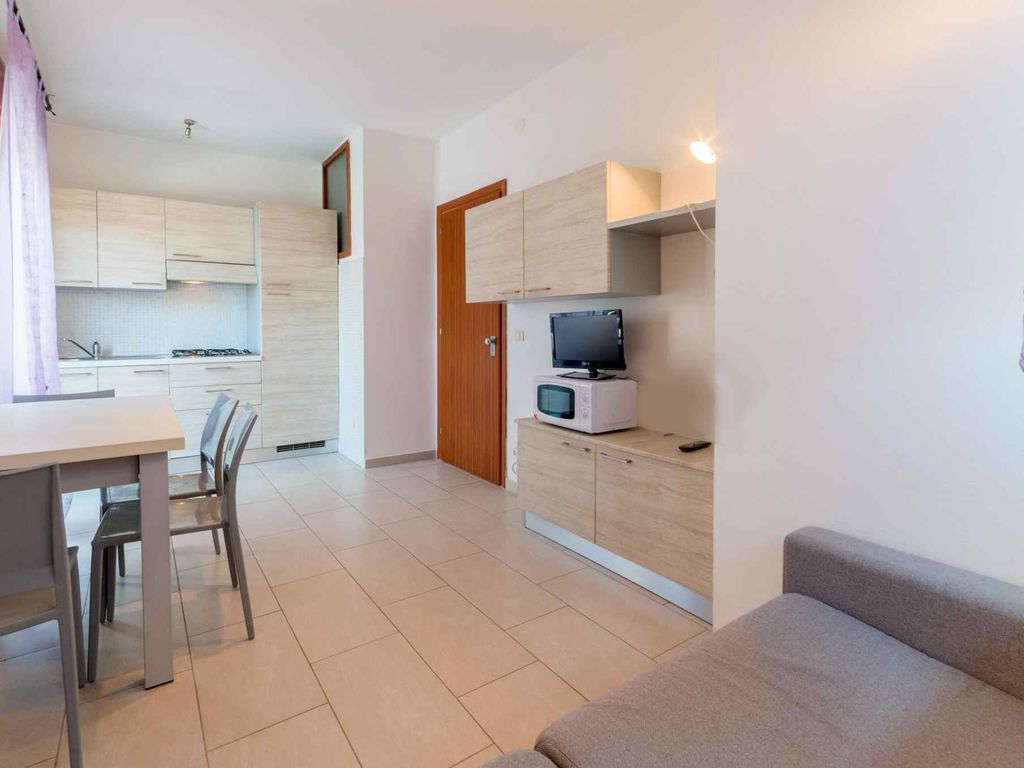 Ferienwohnung mit Klimaanlage und Balkon