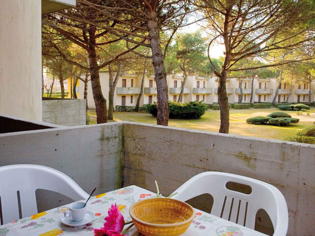 Ferienwohnung mit Pool und Balkon