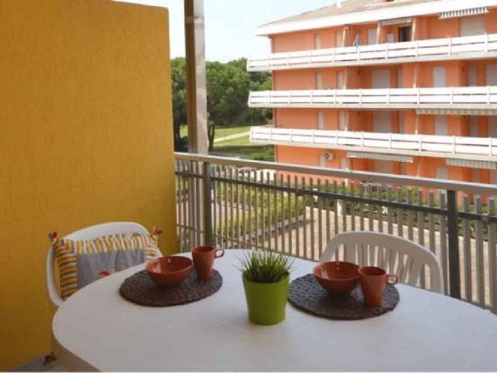Ferienwohnung mit Klimaanlage und Balkon
