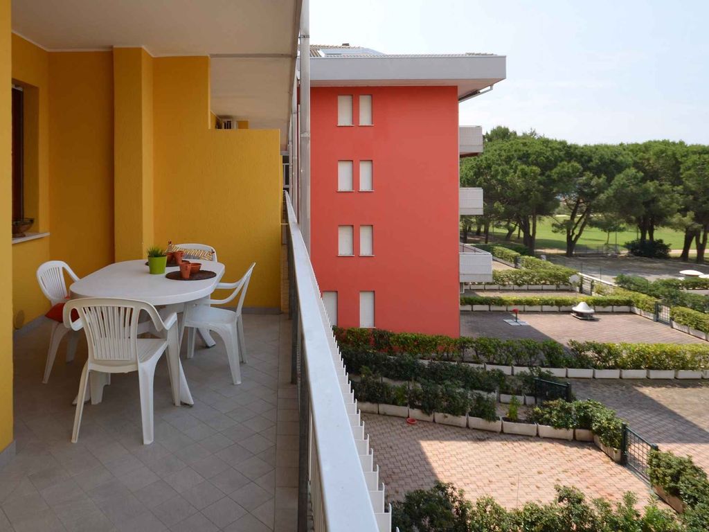Ferienwohnung mit Klimaanlage und Balkon
