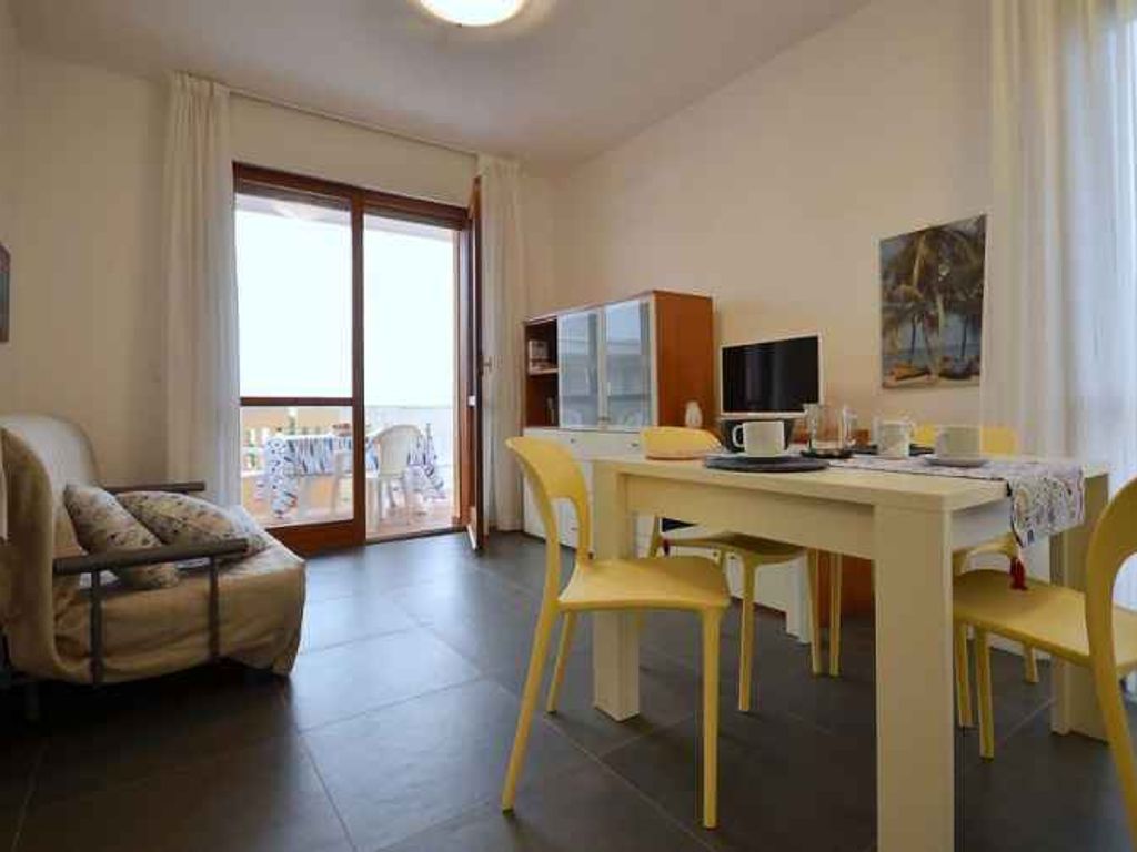 Ferienwohnung mit Klimaanlage und Balkon