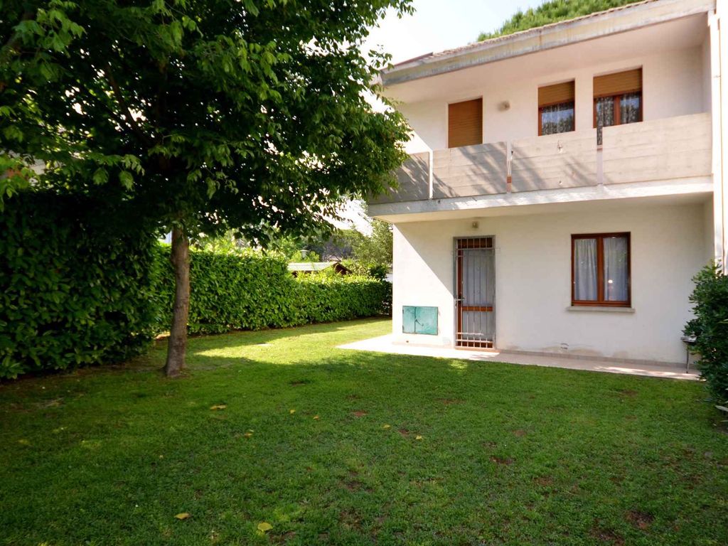 Ferienwohnung mit Klimaanlage und Terrasse