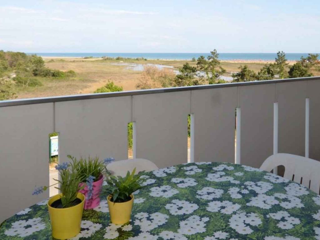 Ferienwohnung mit Klimaanlage und Balkon
