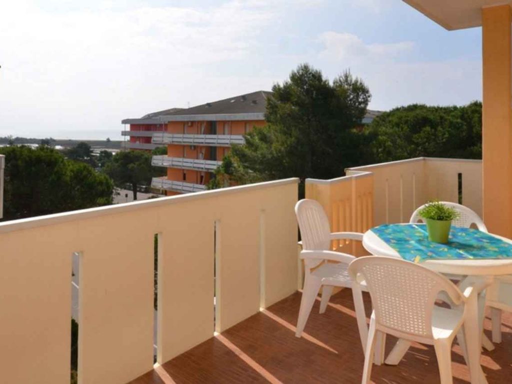 Ferienwohnung mit Klimaanlage und Balkon