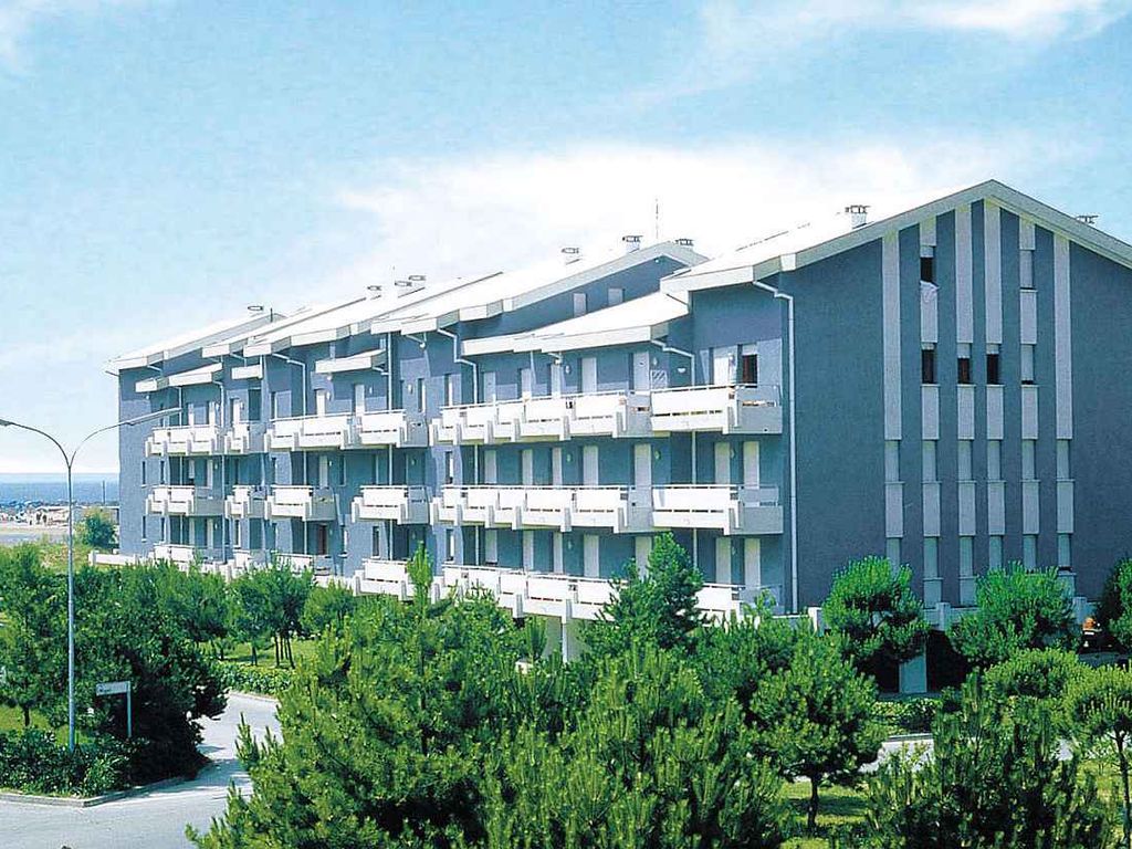 Ferienwohnung mit Klimaanlage und Balkon