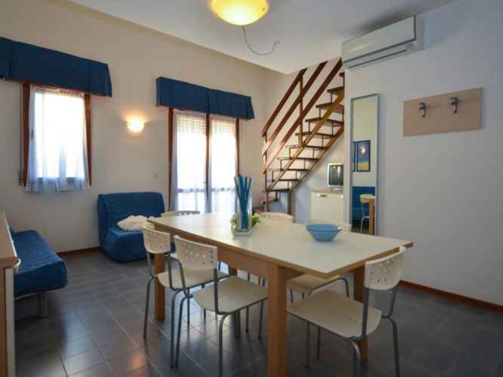 Ferienwohnung mit Klimaanlage und Balkon