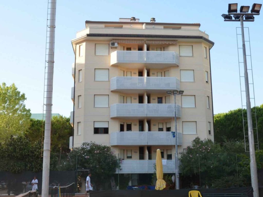 Ferienwohnung mit Klimaanlage und Balkon