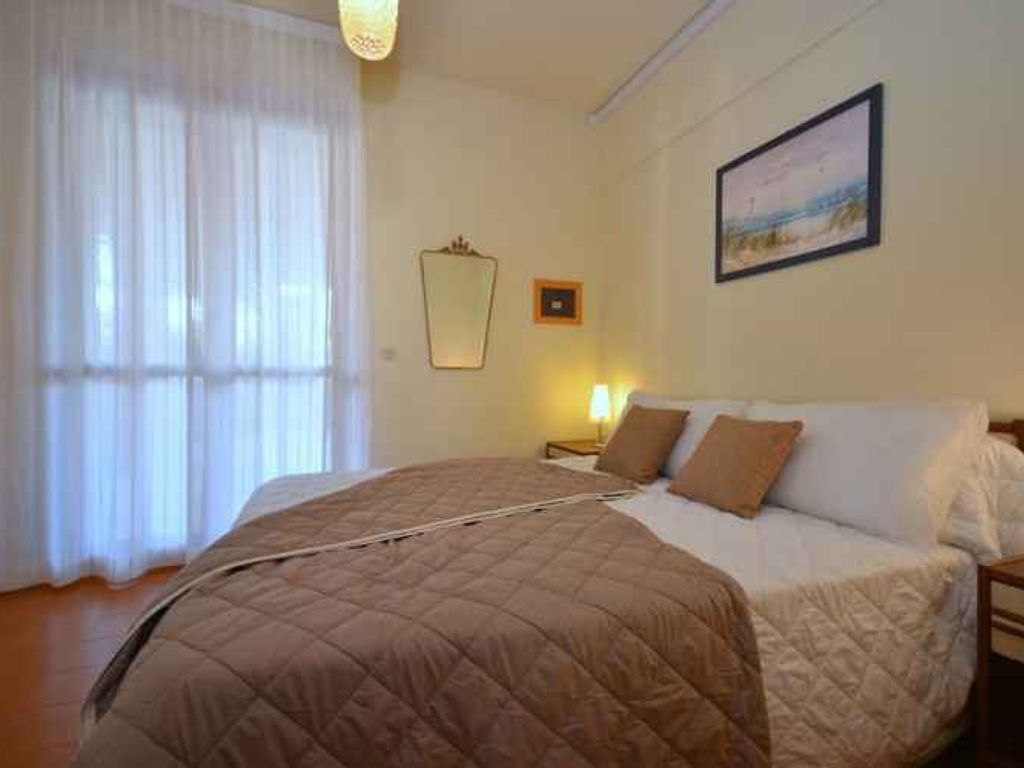 Ferienwohnung mit Klimaanlage, Balkon und Pool