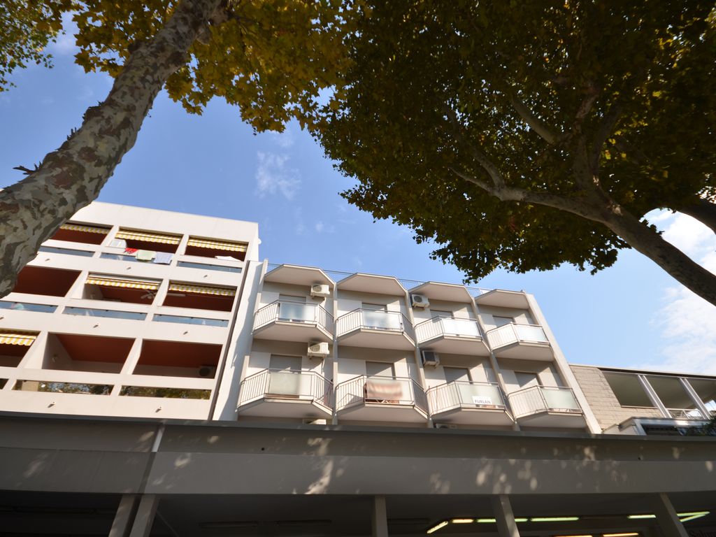 Ferienwohnung mit Klimaanlage und Balkon