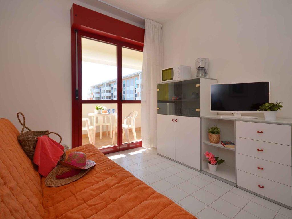 Ferienwohnung mit Klimaanlage und Balkon