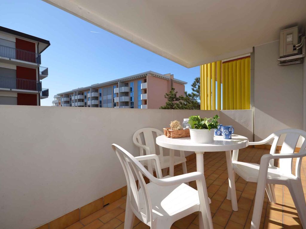 Ferienwohnung mit Klimaanlage und Balkon