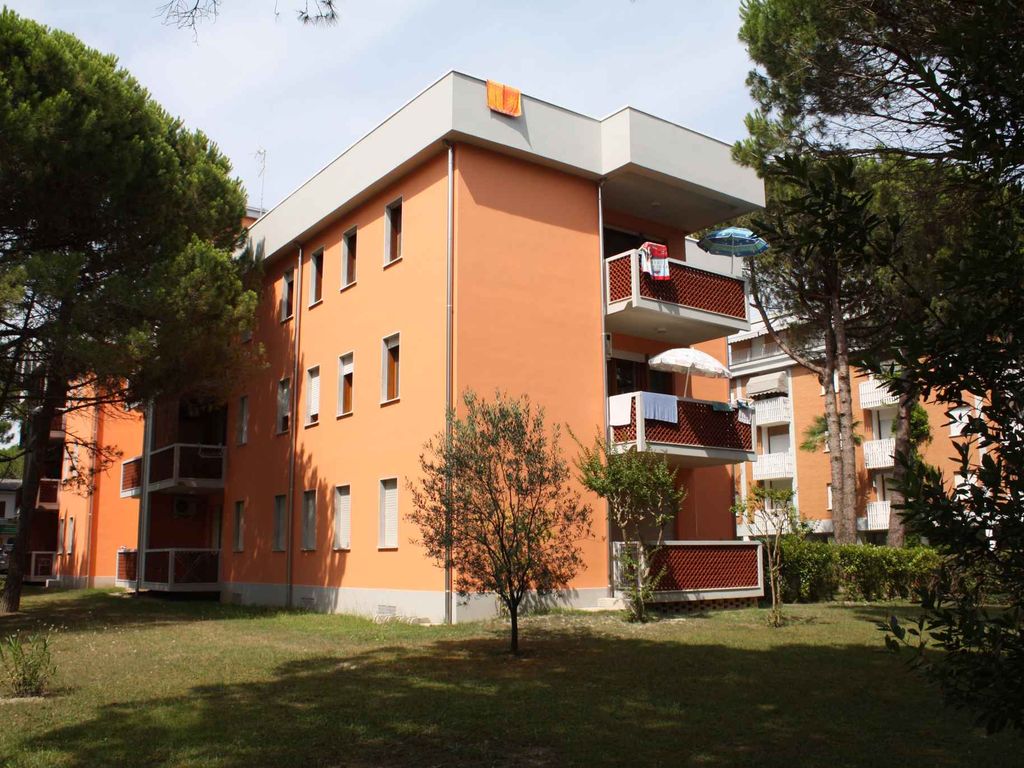Ferienwohnung mit Klimaanlage und Balkon
