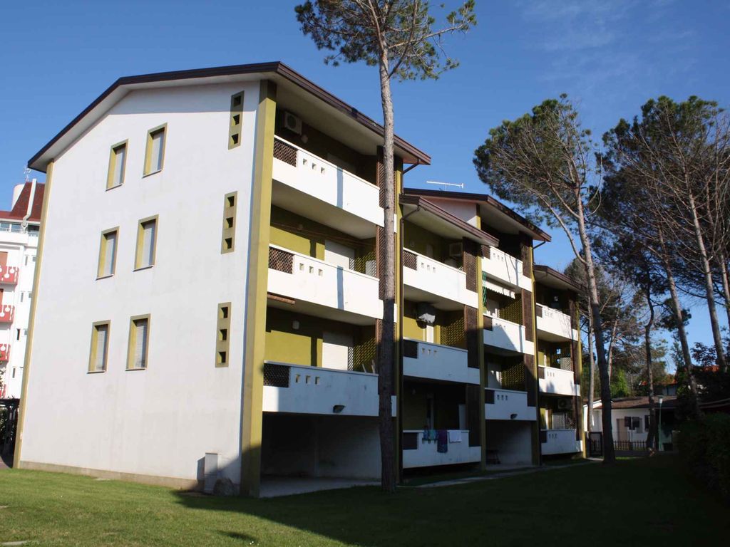 Ferienwohnung mit Balkon und Klimaanlage