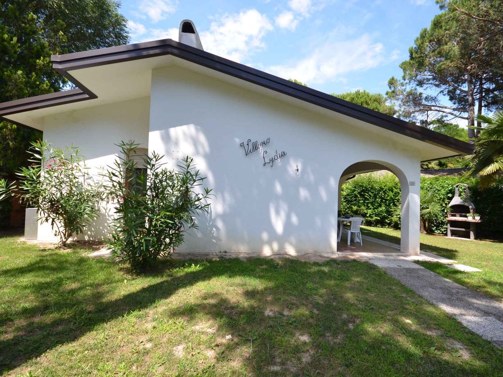 Bungalow mit Garten und Klimaanlage