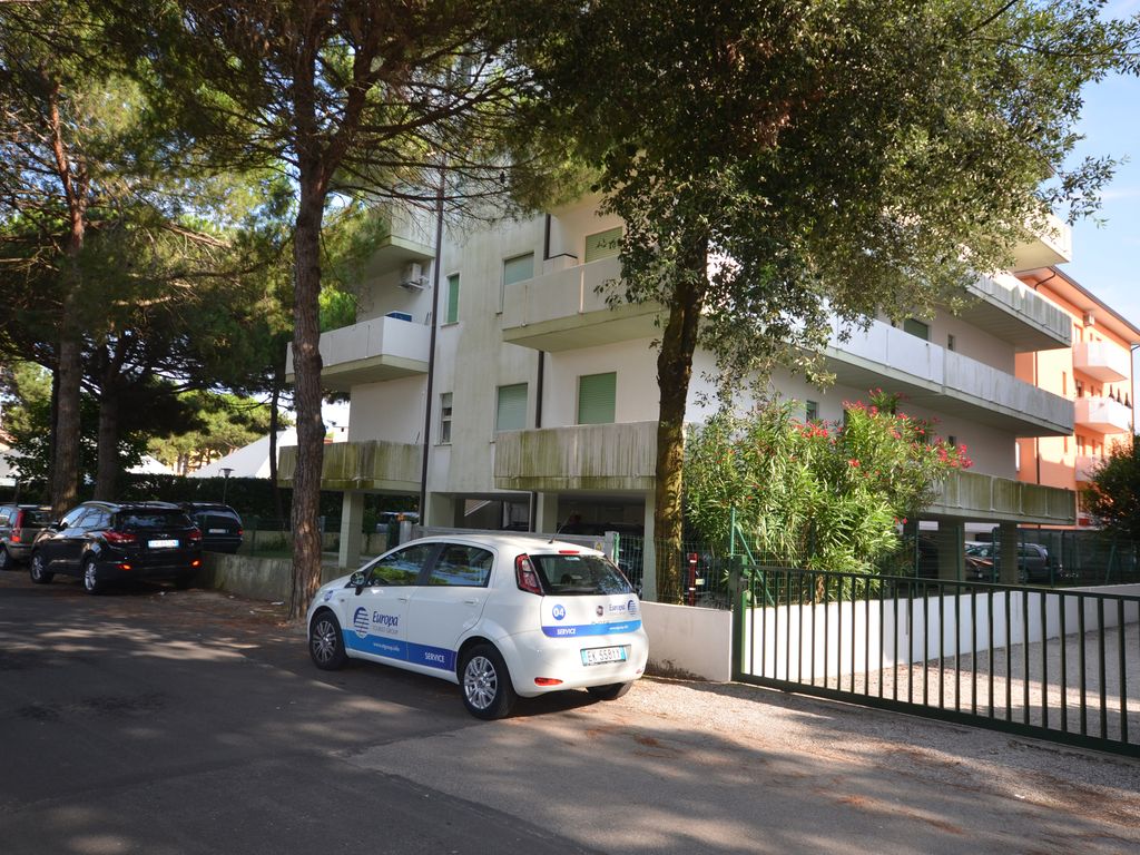 Ferienwohnung mit Klimaanlage und Balkon