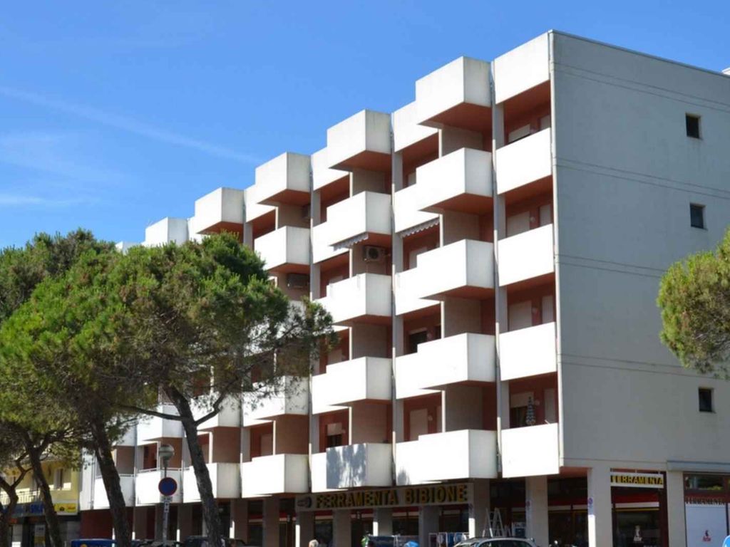 Ferienwohnung mit Klimaanlage und Balkon