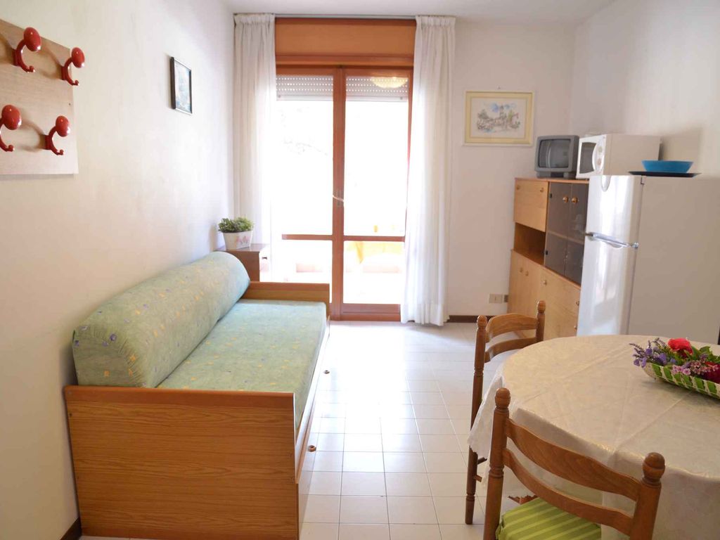 Ferienwohnung mit Klimaanlage und Balkon
