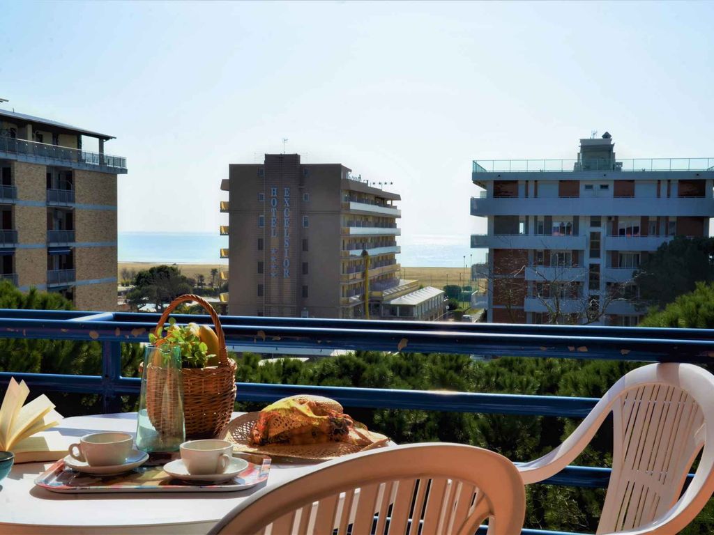 Ferienwohnung mit Klimaanlage und Balkon