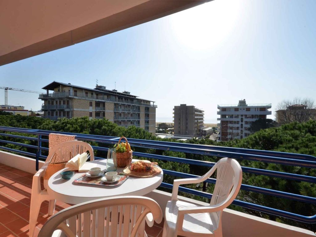 Ferienwohnung mit Klimaanlage und Balkon