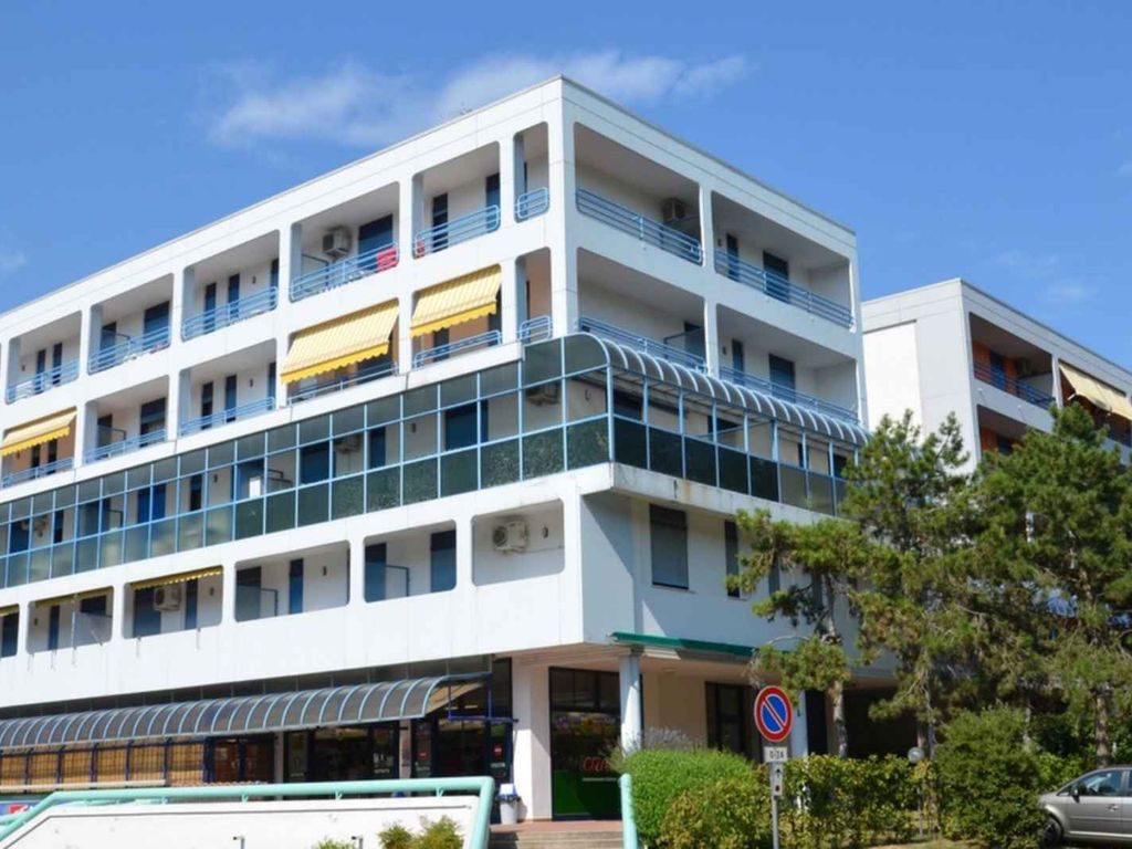 Ferienwohnung mit Klimaanlage und Balkon