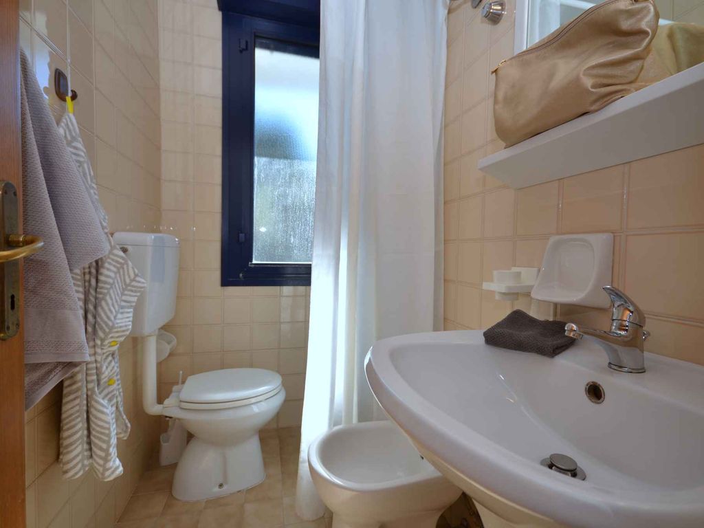 Ferienwohnung mit Klimaanlage und Balkon