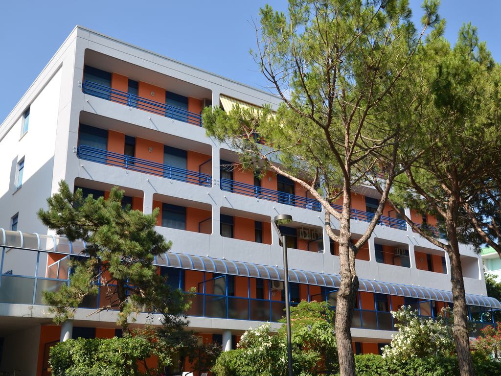 Ferienwohnung mit Klimaanlage und Balkon