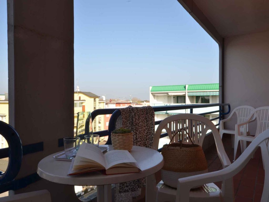 Ferienwohnung mit Klimaanlage und Balkon